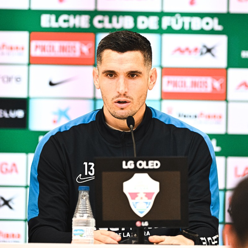 Matías Dituro: “Esa ilusión que la afición del Elche siente se la transmite el equipo con trabajo y compromiso”