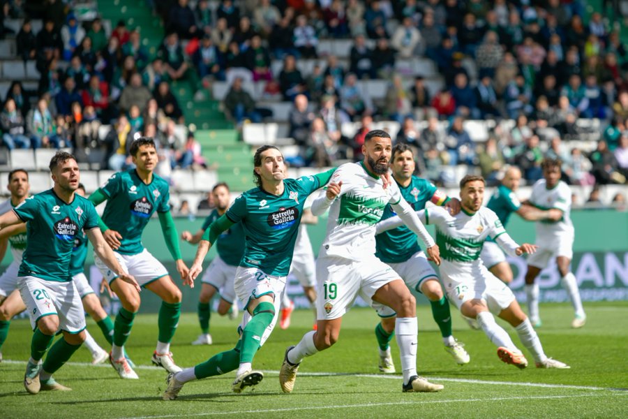 El Elche sufre su segunda derrota seguida tras caer 1-0 en Ferrol