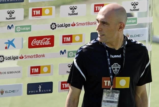 El Elche despide al entrenador de porteros, Miguel Escalona, y al jefe médico, el doctor Quesada