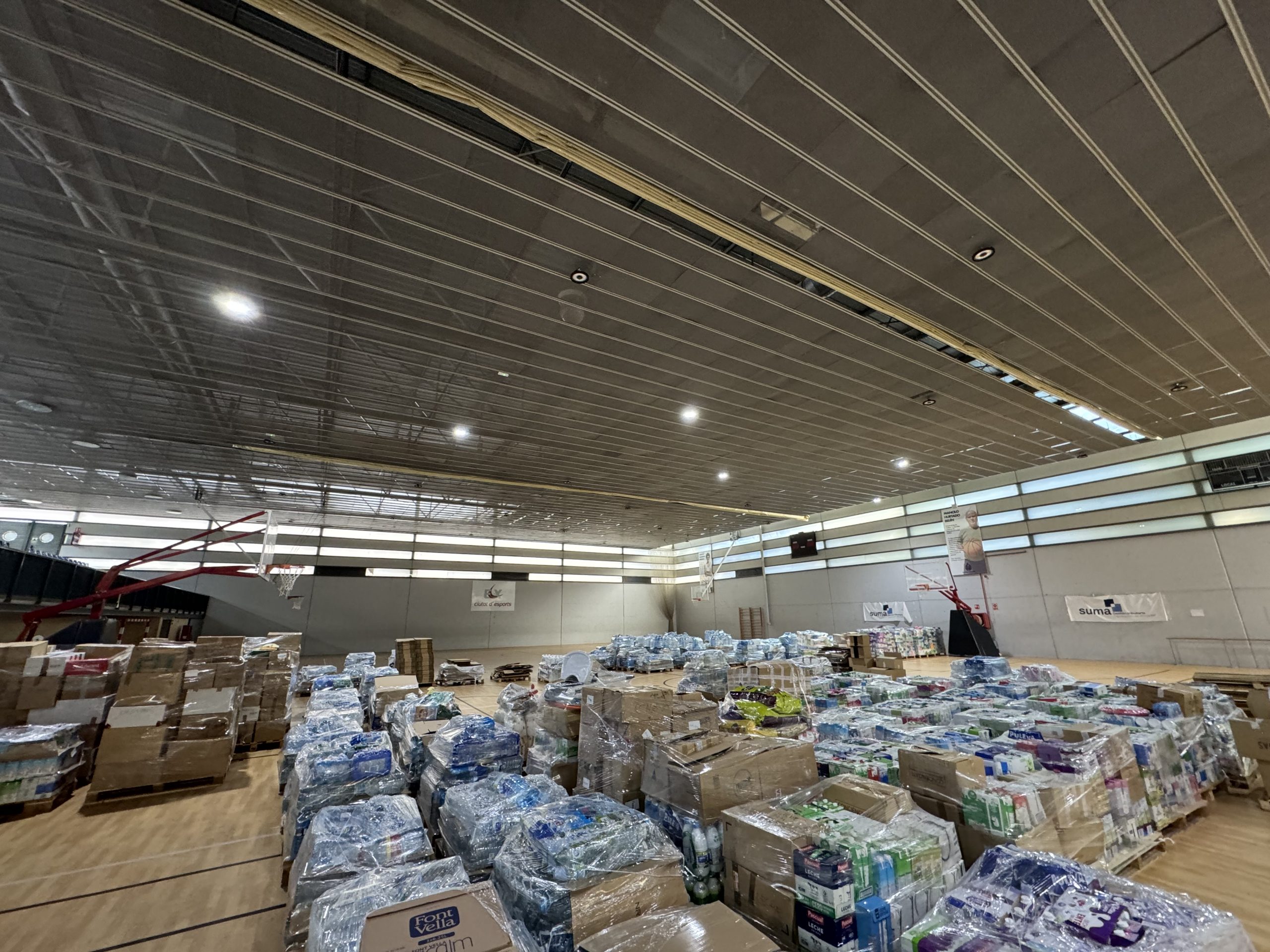 Elche envía 150 toneladas más de ayuda a los pueblos de Valencia afectados por la DANA