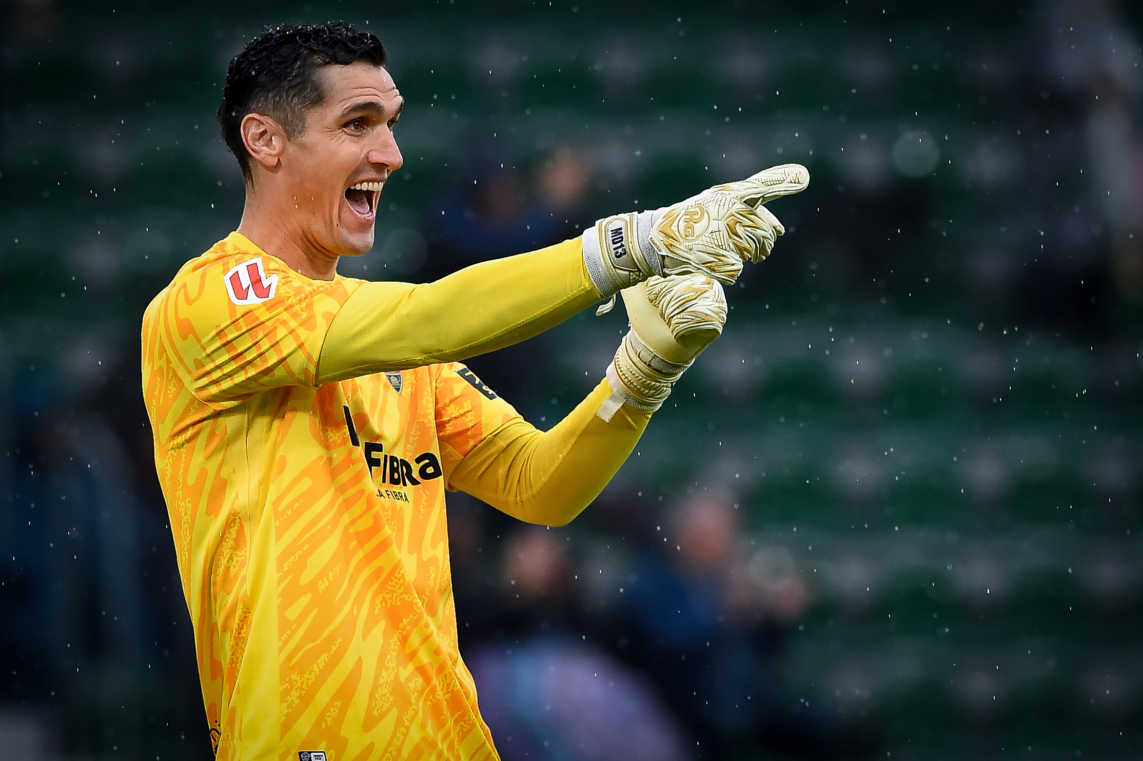 El Elche se hace fuerte en defensa con un gran Matías Dituro