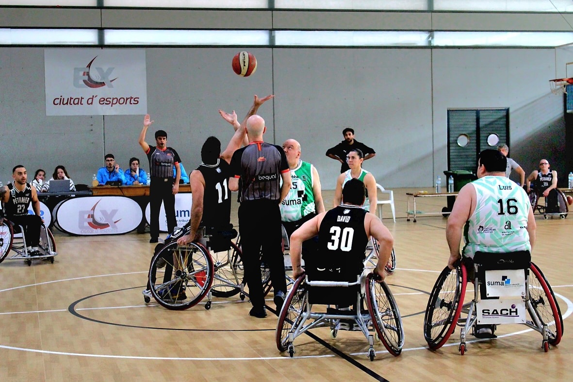El Club Baloncesto Silla de Ruedas Elche es el líder de su grupo en Segunda Nacional