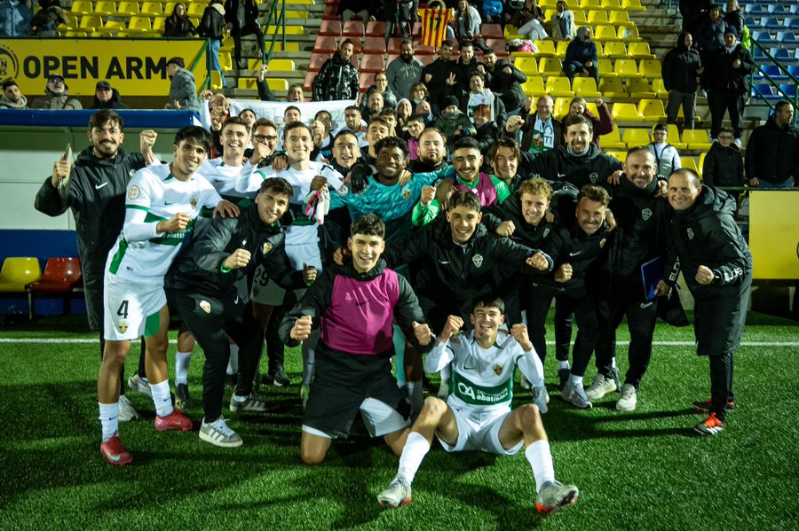 El Ilicitano se mete de lleno en la pelea por el ascenso tras derrotar 1-2 al Sant Andreu
