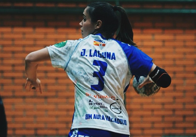 El CBM Elche Atticgo se refuerza con la lateral Jimena Laguna
