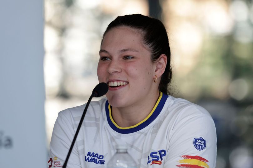 La nadadora ilicitana Ángela Martínez Guillén se proclama campeona de España en los 800 y 1.500