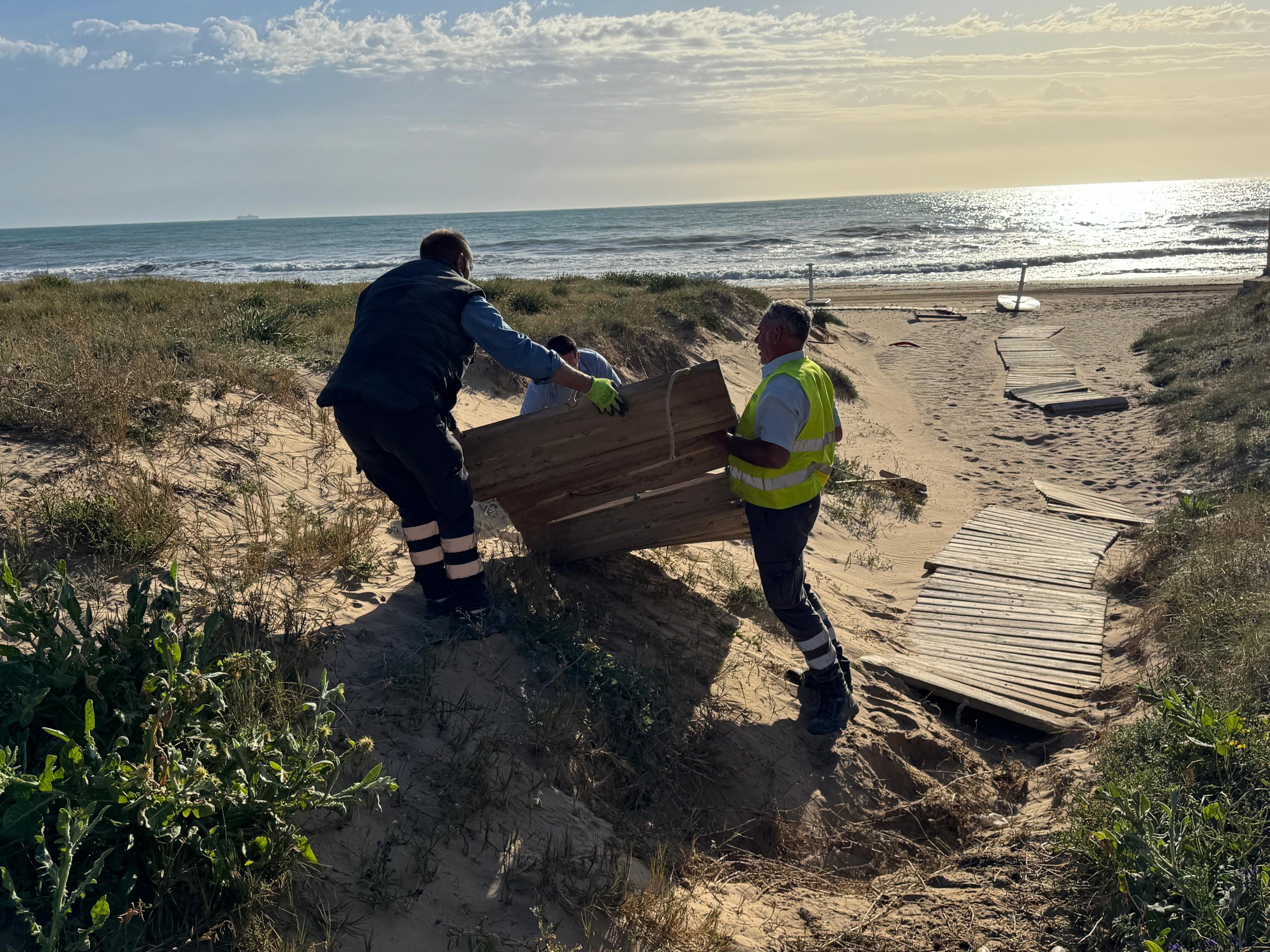 Comienza la adecuación de playas para Semana Santa