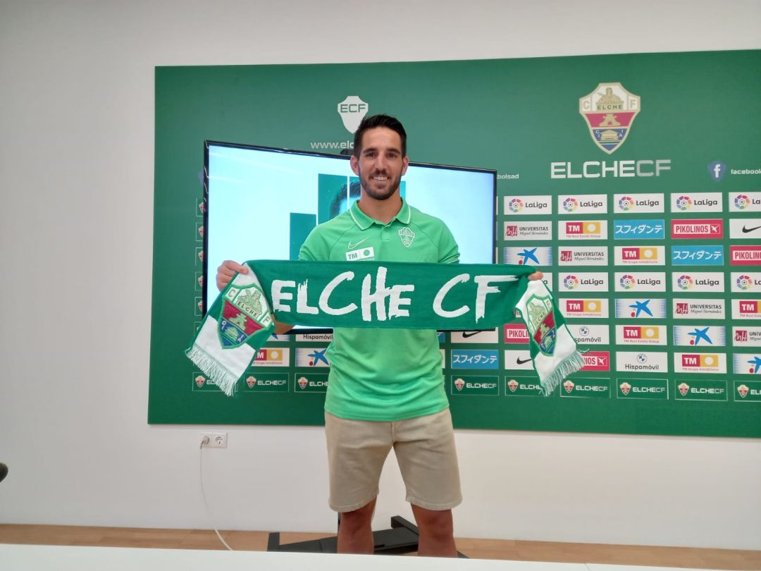 Pedro Bigas se gana la renovación con el Elche CF gracias a su gran rendimiento