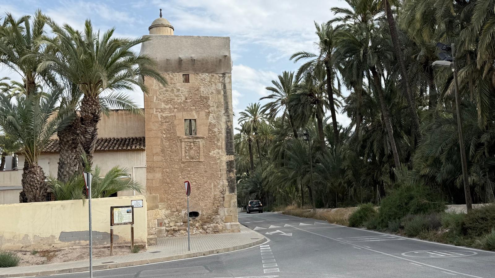 El PSOE de Elche pide adecuar los espacios para los servicios administrativos en el instituto de La Torreta