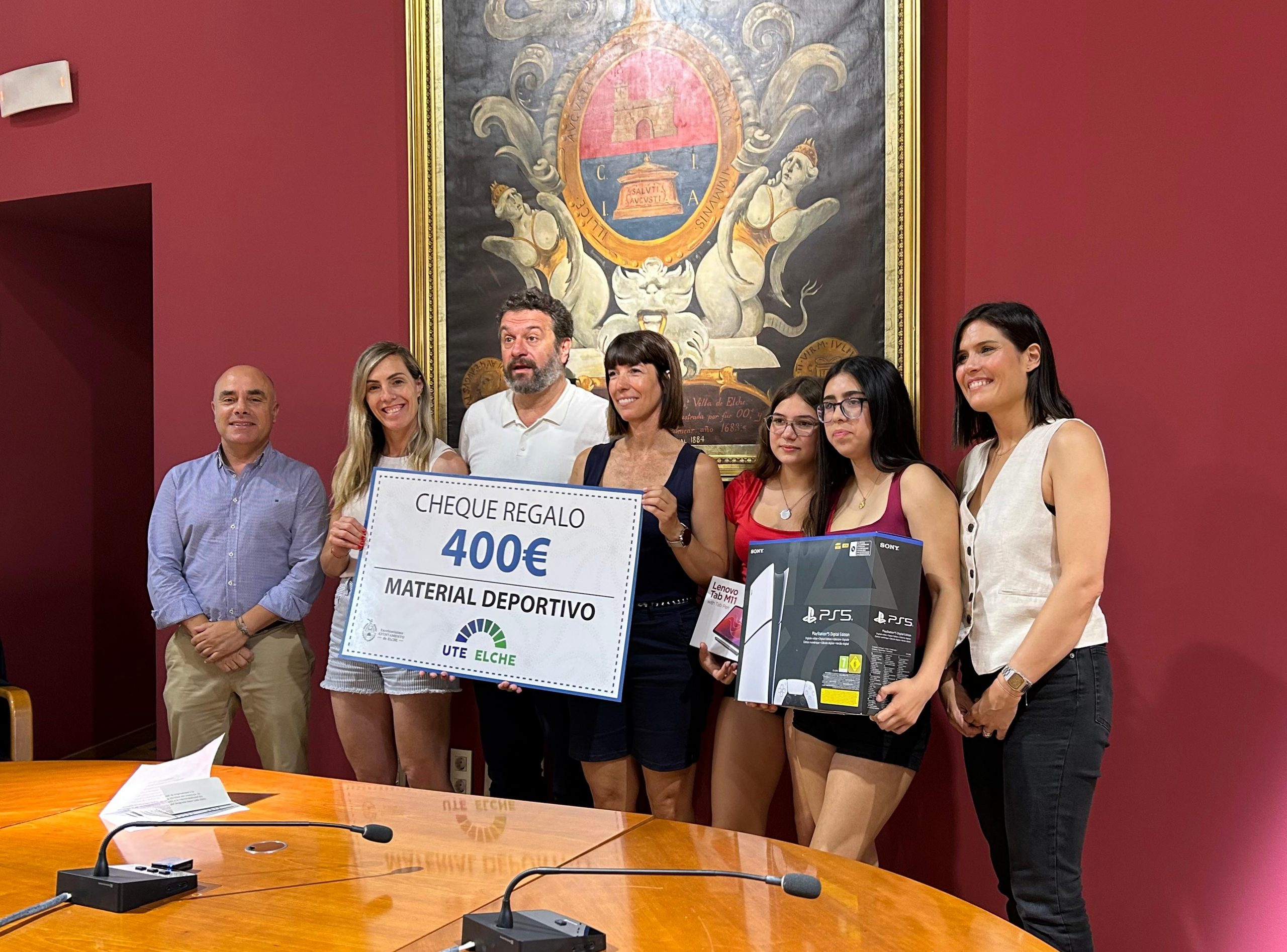 El IES Torrellano gana el primer y segundo premio del concurso ‘Unidos por el deporte’, organizado por las concejalías de Educación y Deporte y UTE Elche