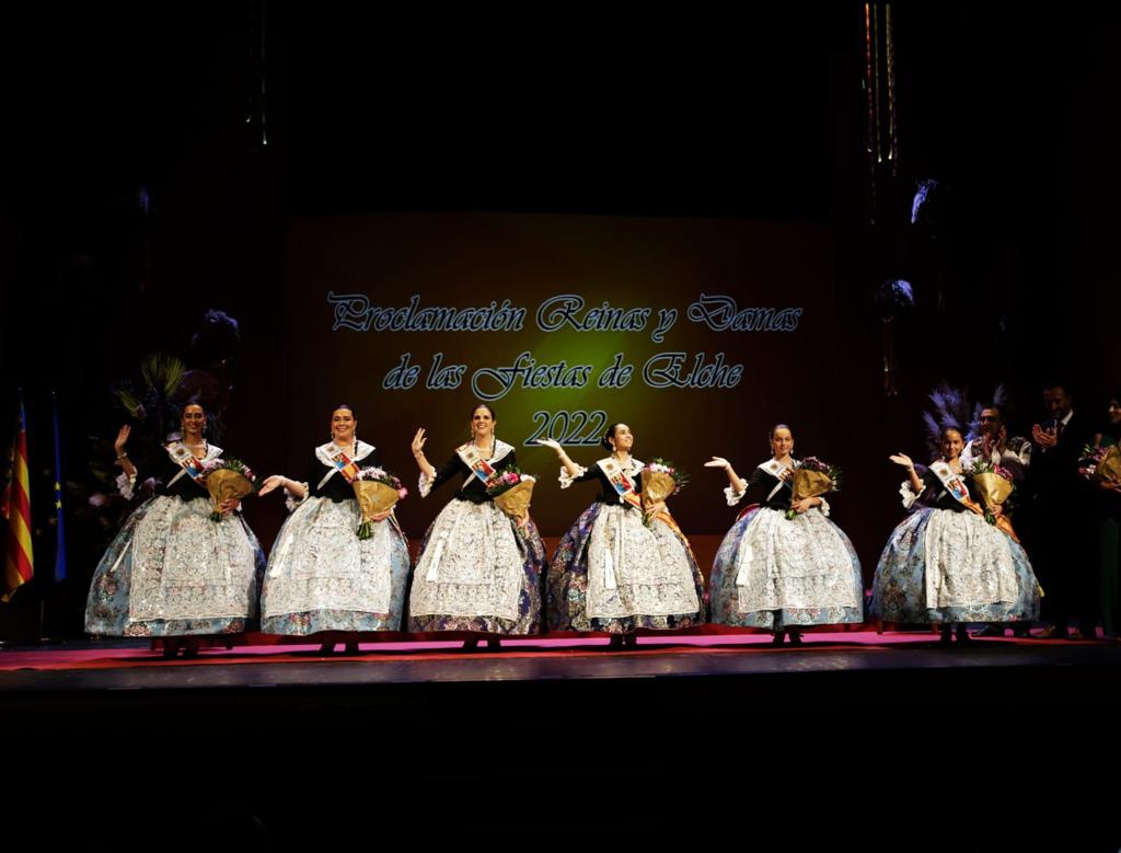 La Plaça de Baix acoge este sábado la proclamación de las Reinas y Damas de las Fiestas de Elche
