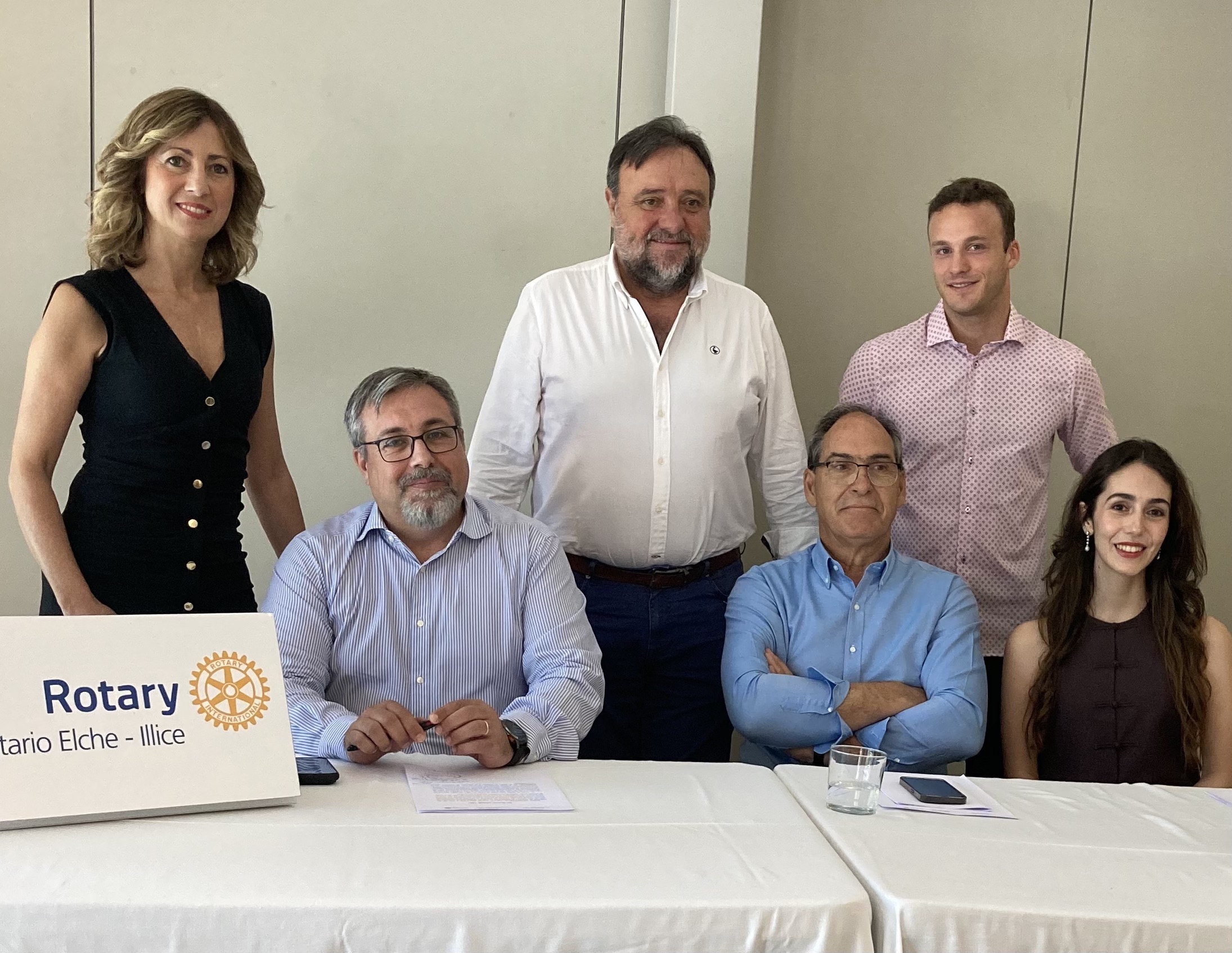 Los clubes rotarios ilicitanos relevan sus presidentes un año más